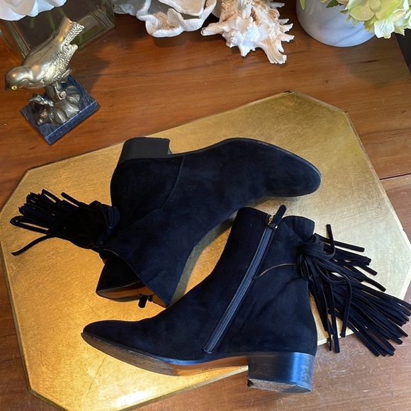Chloe Montecchio Camoscio Black Tasseled Booties | RARE! - Picture 5 of 15